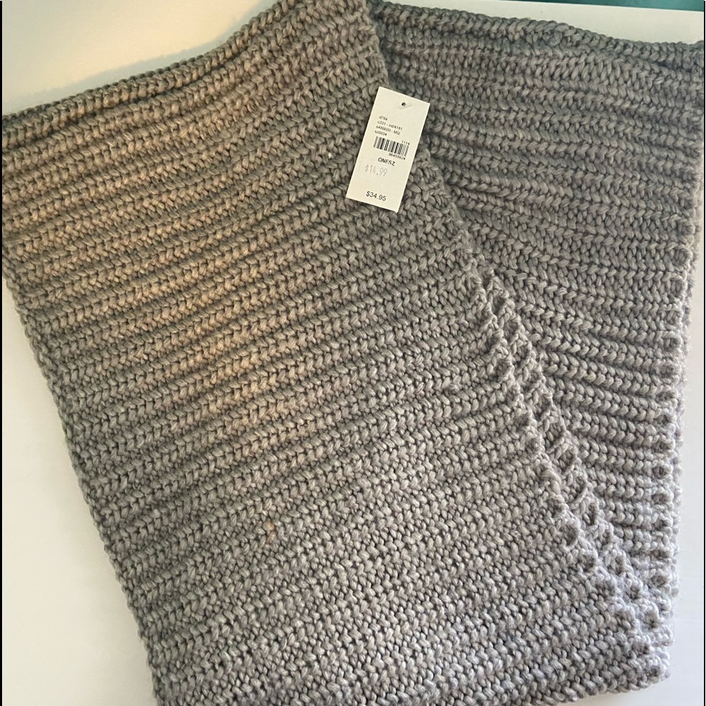 Lane Bryant Gray Infinity Scarf. NWT